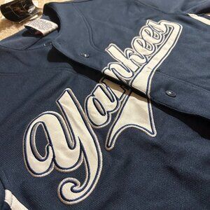 NWT Official MLB Yankees Jersey - Jeter